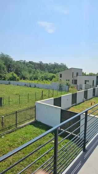 Casă individuală cu 4 camere cu Teren 420 Mp în Corbeanca