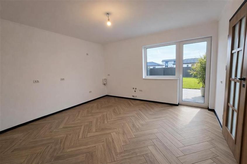 Casă individuală cu 4 camere cu Teren 500 Mp în Tărlungeni