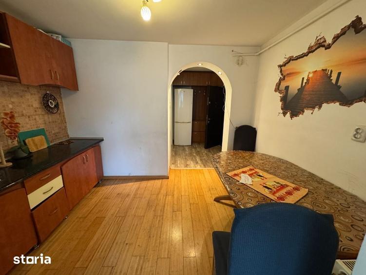 Apartament cu 4 camere în Central