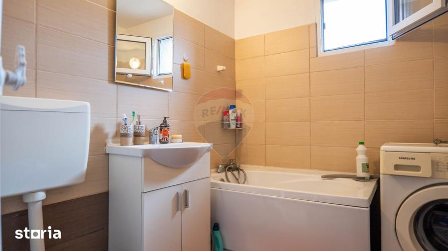 Apartament cu 3 camere decomandat în Rahova