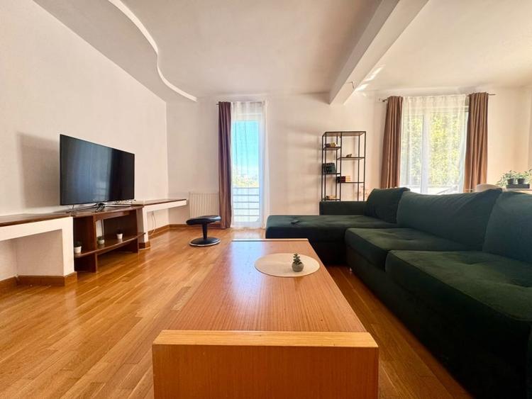 Apartament cu 3 camere semidecomandat, mobilat în Mănăștur