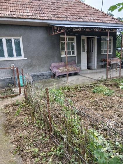Casă cu 2 camere în Cămărașu