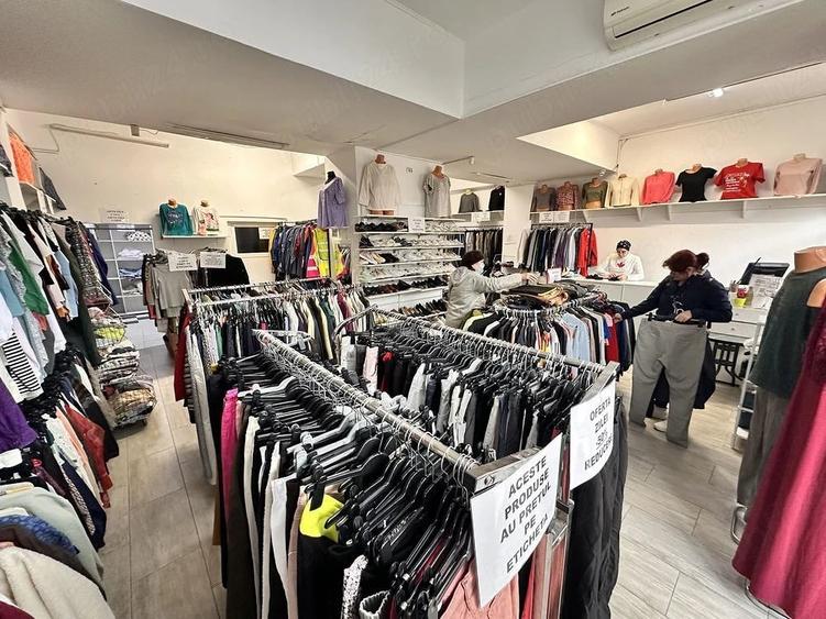 Spațiu comercial, de 120 mp, în Central