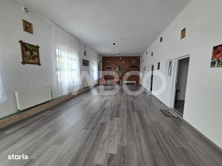 Casă cu 4 camere în Central