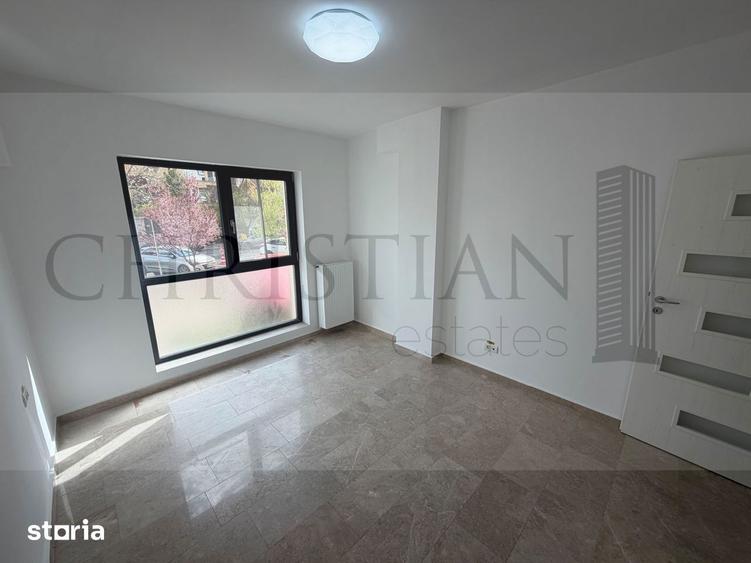 Spațiu comercial, de 56 mp, în Militari
