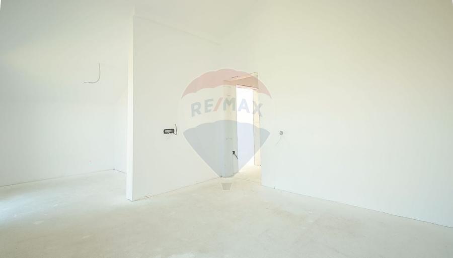 Duplex cu 5 camere cu Teren 178 Mp în Tărlungeni