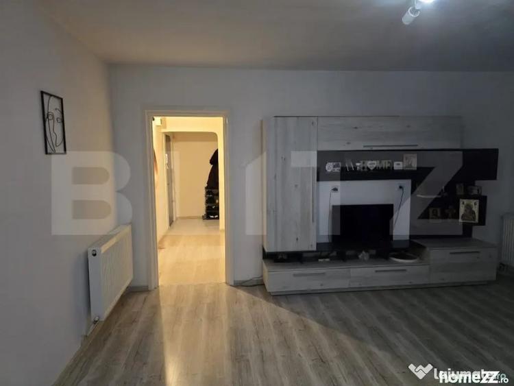 Apartament cu 2 camere semidecomandat în Micro 16