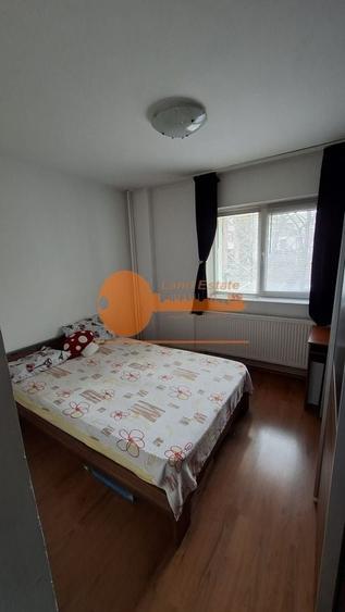 Apartament cu 3 camere decomandat, mobilat în Rahova