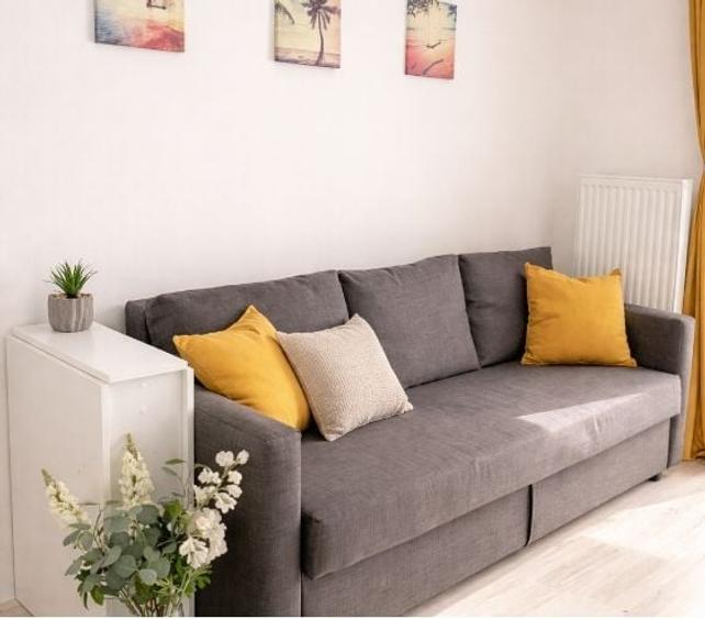 Apartament cu 3 camere semidecomandat în Lujerului