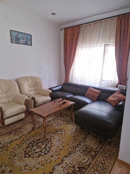 Casă individuală cu 3 camere cu Canalizare în Lupeni