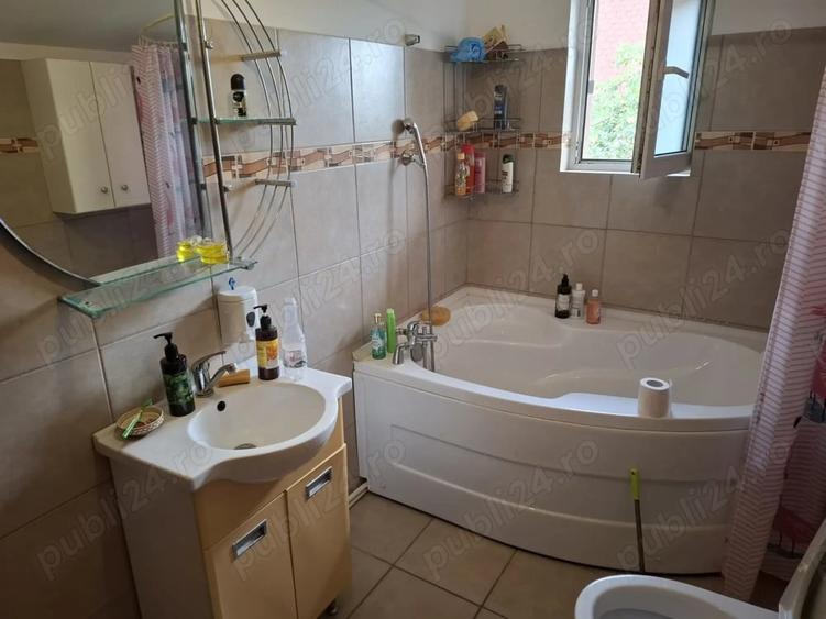 Casă cu 3 camere cu Teren 650 Mp în Adunații-Copăceni