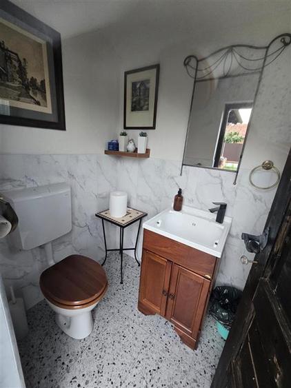 Casă individuală cu 6 camere cu Canalizare în Cincu