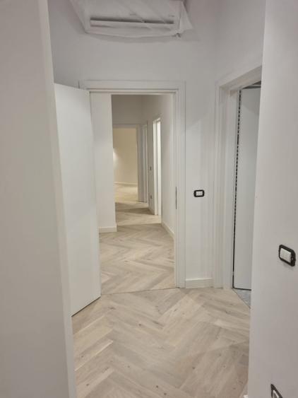 Birou, de 141 mp, în Primăverii
