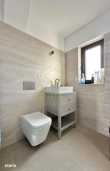 Casă cu 4 camere cu Teren 350 Mp în Giroc