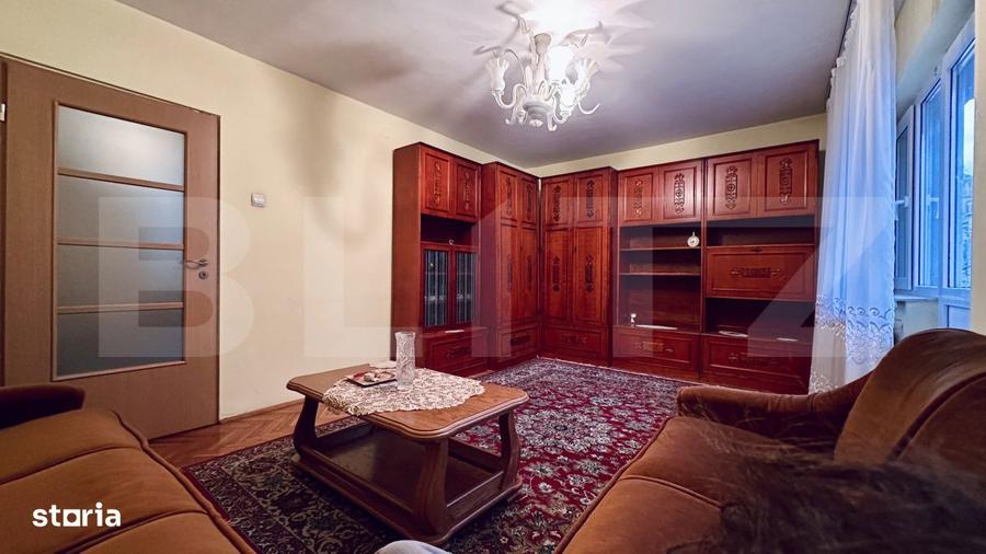 Apartament cu 3 camere decomandat în Decebal