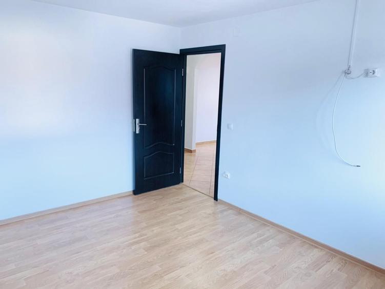 Apartament cu 3 camere decomandat în Nord