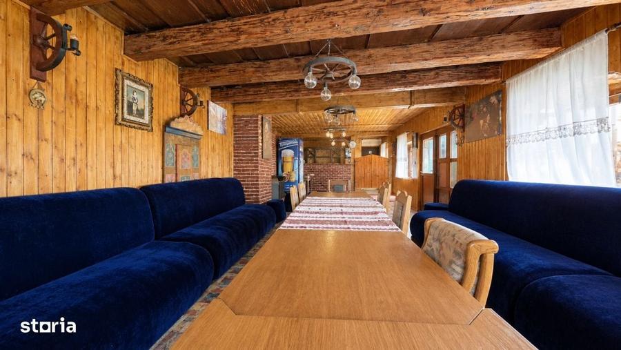 Casă cu 4 camere în Purcăreni
