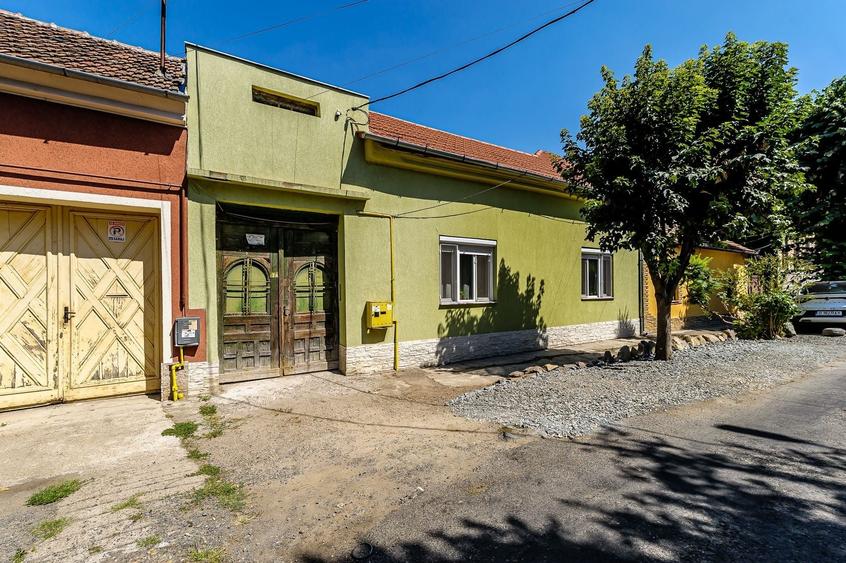 Apartament cu 2 camere decomandat în Ultracentral