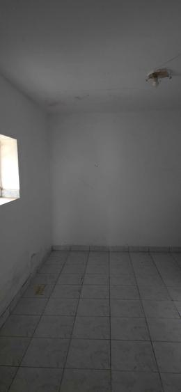 Casă cu 4 camere în Cotu Văii