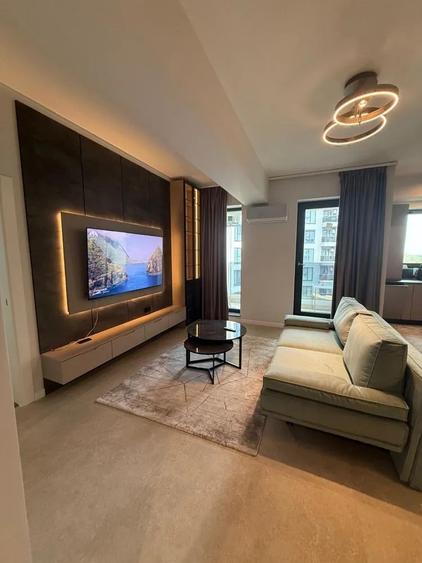 Apartament cu 2 camere, mobilat în Universitate