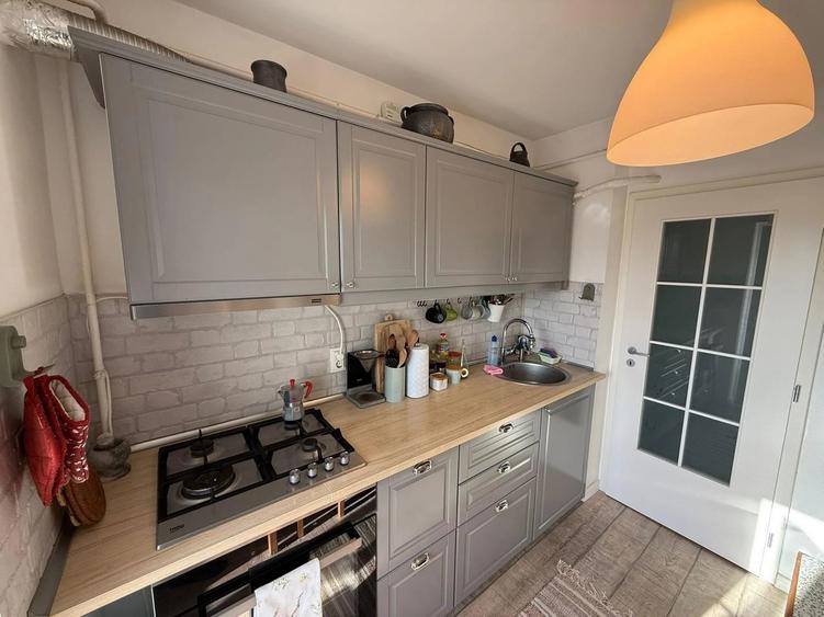 Apartament cu 2 camere decomandat în Canta