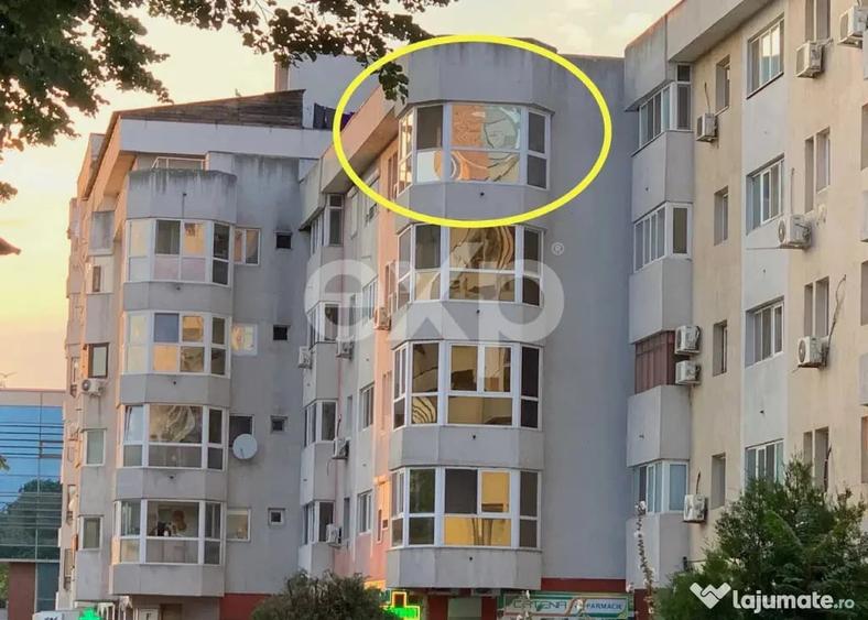 Apartament cu 3 camere decomandat în Capitol