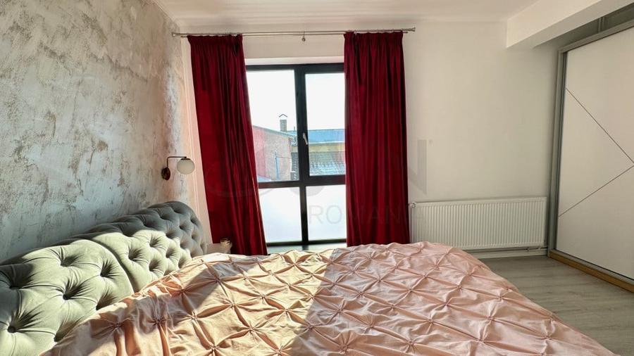 Casă cu 5 camere cu Teren 255 Mp în Titan