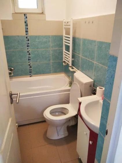 Apartament cu 2 camere semidecomandat, mobilat în Cug