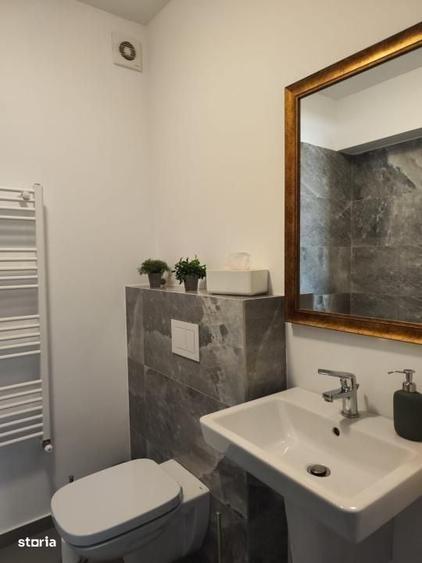 Apartament cu 3 camere decomandat în Calea Călărașilor