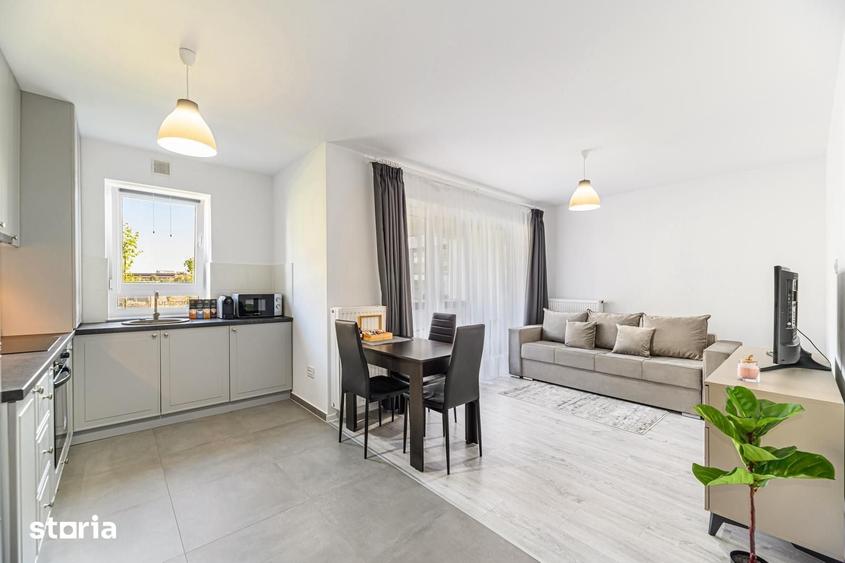 Apartament cu 2 camere decomandat în Tractorul
