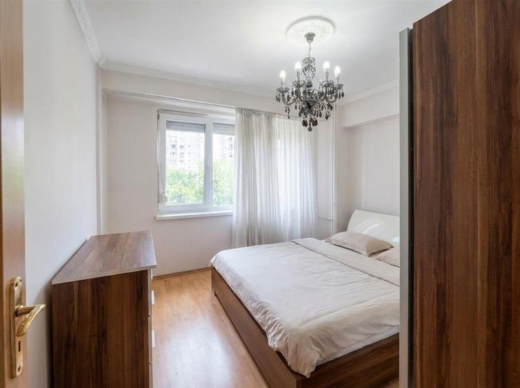 RECO, apartament decomandat,4 camere, bloc cu lift, Nufarul - 1