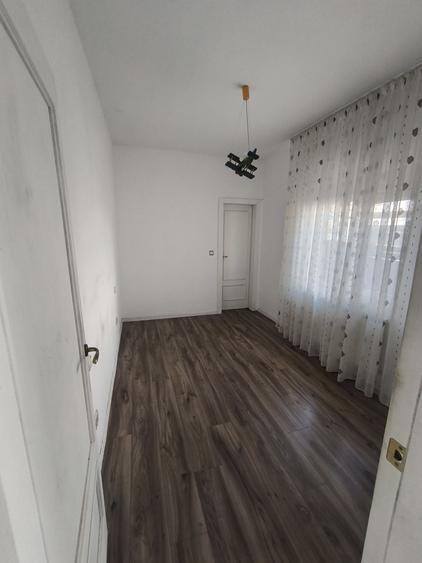 Casă cu 3 camere în Criva