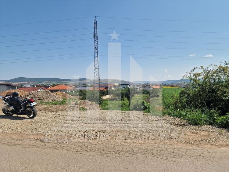Teren Construcții intravilan de 2350 mp, în Cetate