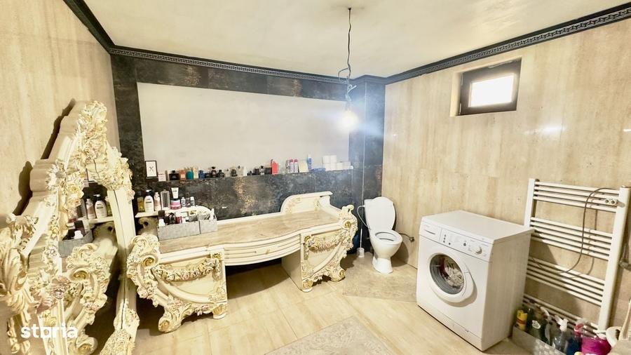 Casă cu 4 camere în Valea Ursului