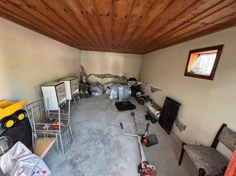 Casă cu 4 camere în Sănduleni