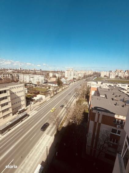 Apartament cu 2 camere decomandat în Far