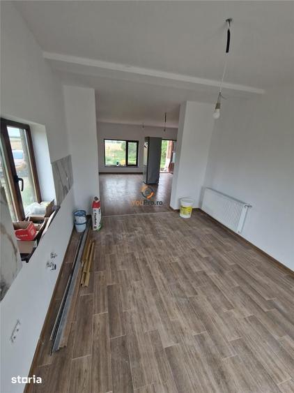 Casă cu 3 camere cu Teren 750 Mp în Chevereșu Mare