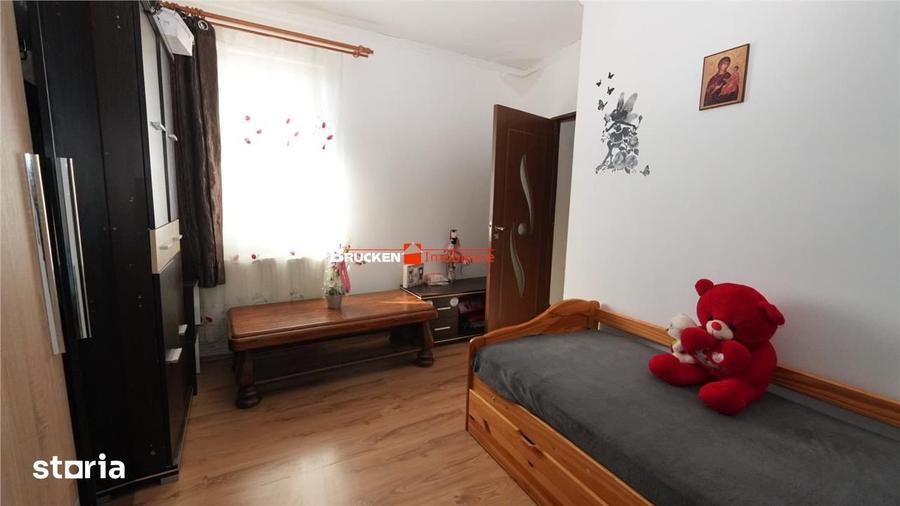 Apartament cu 3 camere decomandat în Marghita