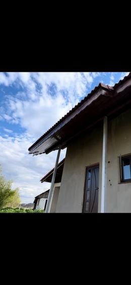 Casă cu 4 camere în Urdari