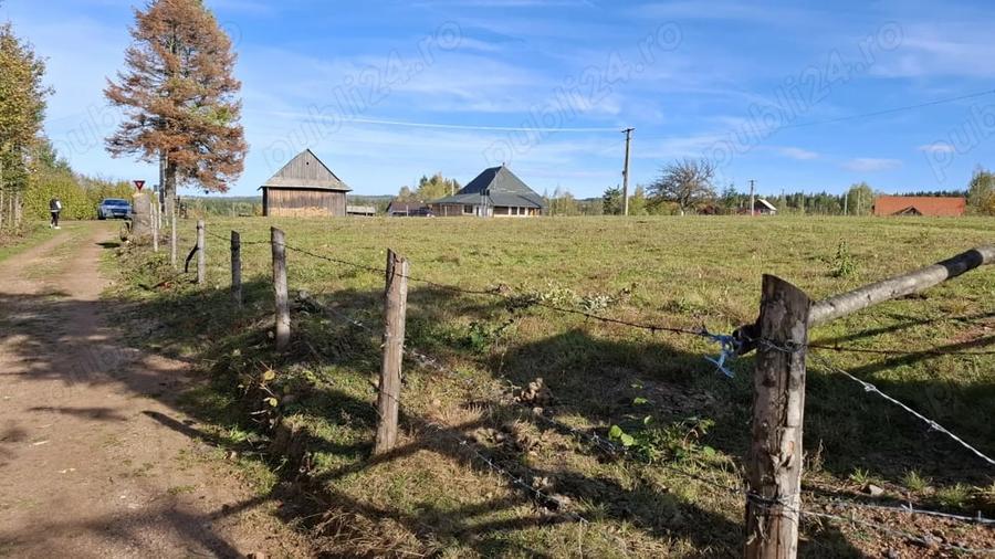 Teren de 1142 mp, în Călățele