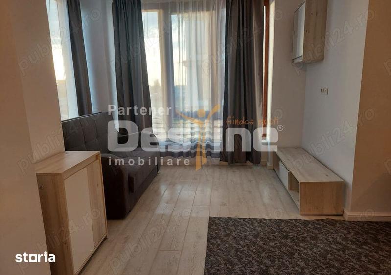 Apartament cu 3 camere în Aradului