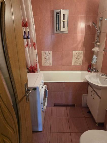 Apartament cu 2 camere decomandat în Mărăști