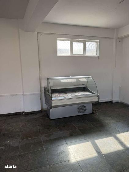 Spațiu comercial, de 58 mp, în Bărcănești