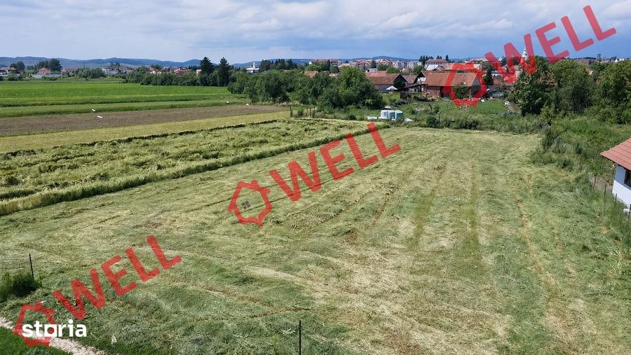 Teren de 1912 mp, în Central