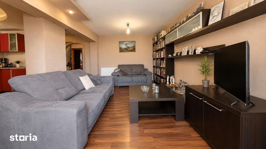 Apartament cu 3 camere decomandat în Găvana