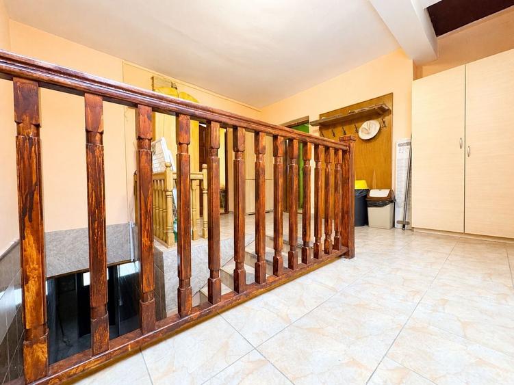 4 camere, suprafata generoasa, etajul 1, zona Bucovinei - 13