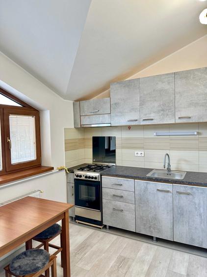 Apartament cu 2 camere decomandat în Coiciu