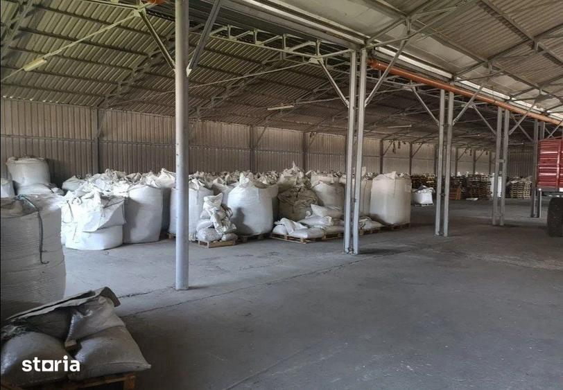 Spațiu comercial, de 10,216 mp, în Baia