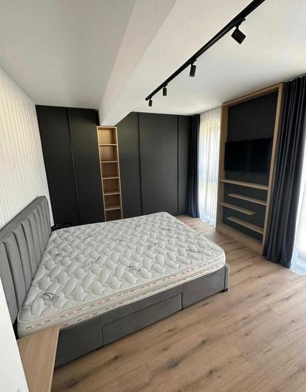 Apartament cu 4 camere decomandat, mobilat în Pipera