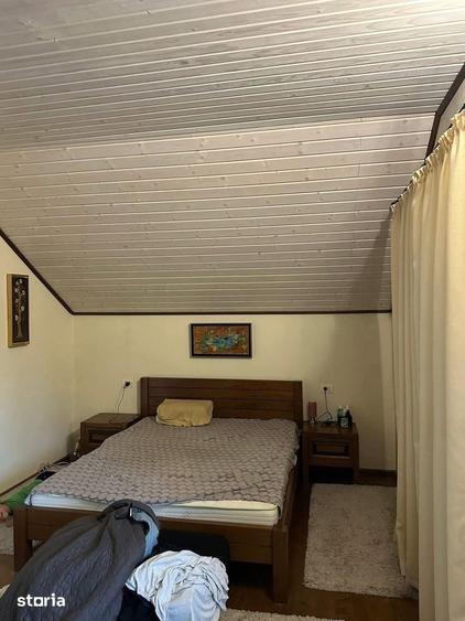 Casă cu 4 camere cu Teren 1700 Mp în Central